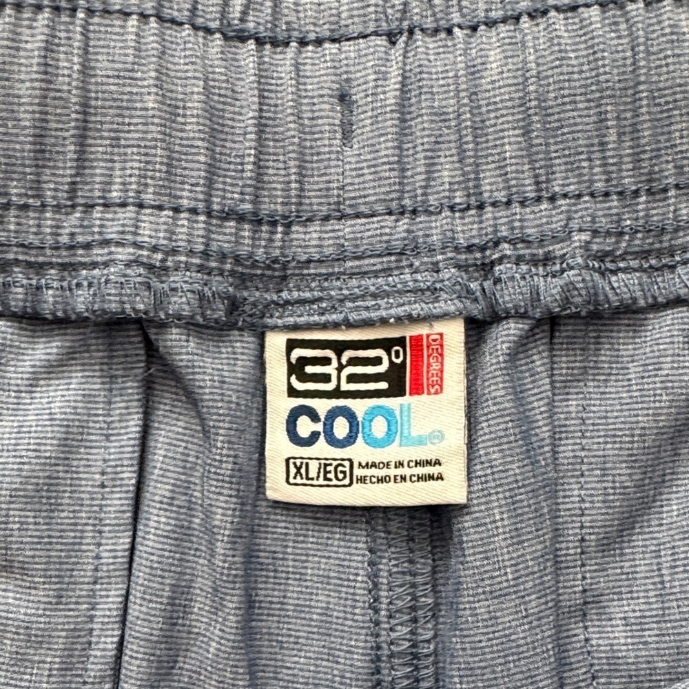 32 Degrees Men's Athletic Blue Shorts - Picture 2 of 2